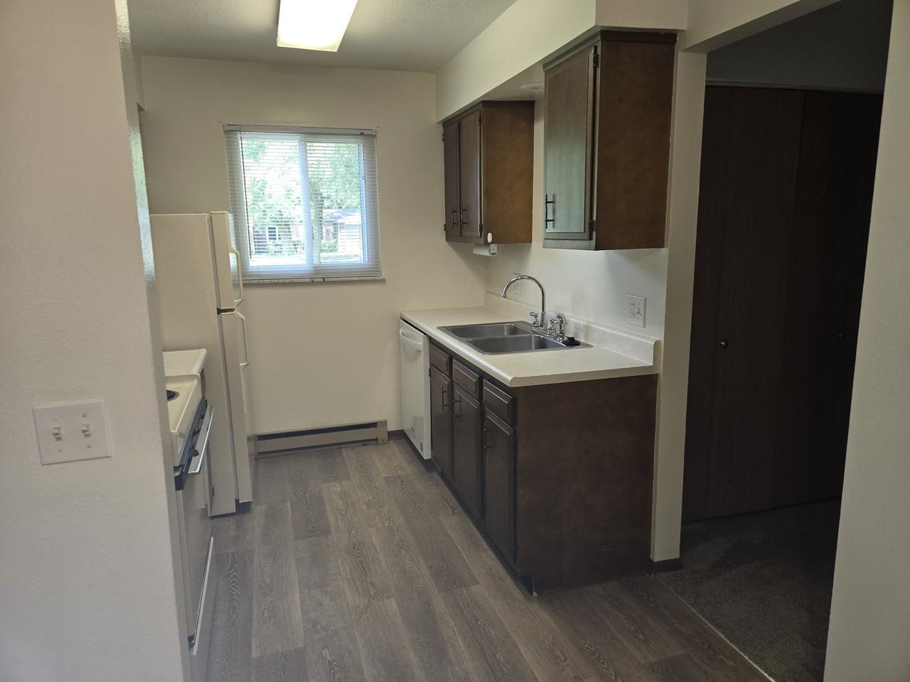 4030 Elmhurst Rd #2 - Photo 3 of 14