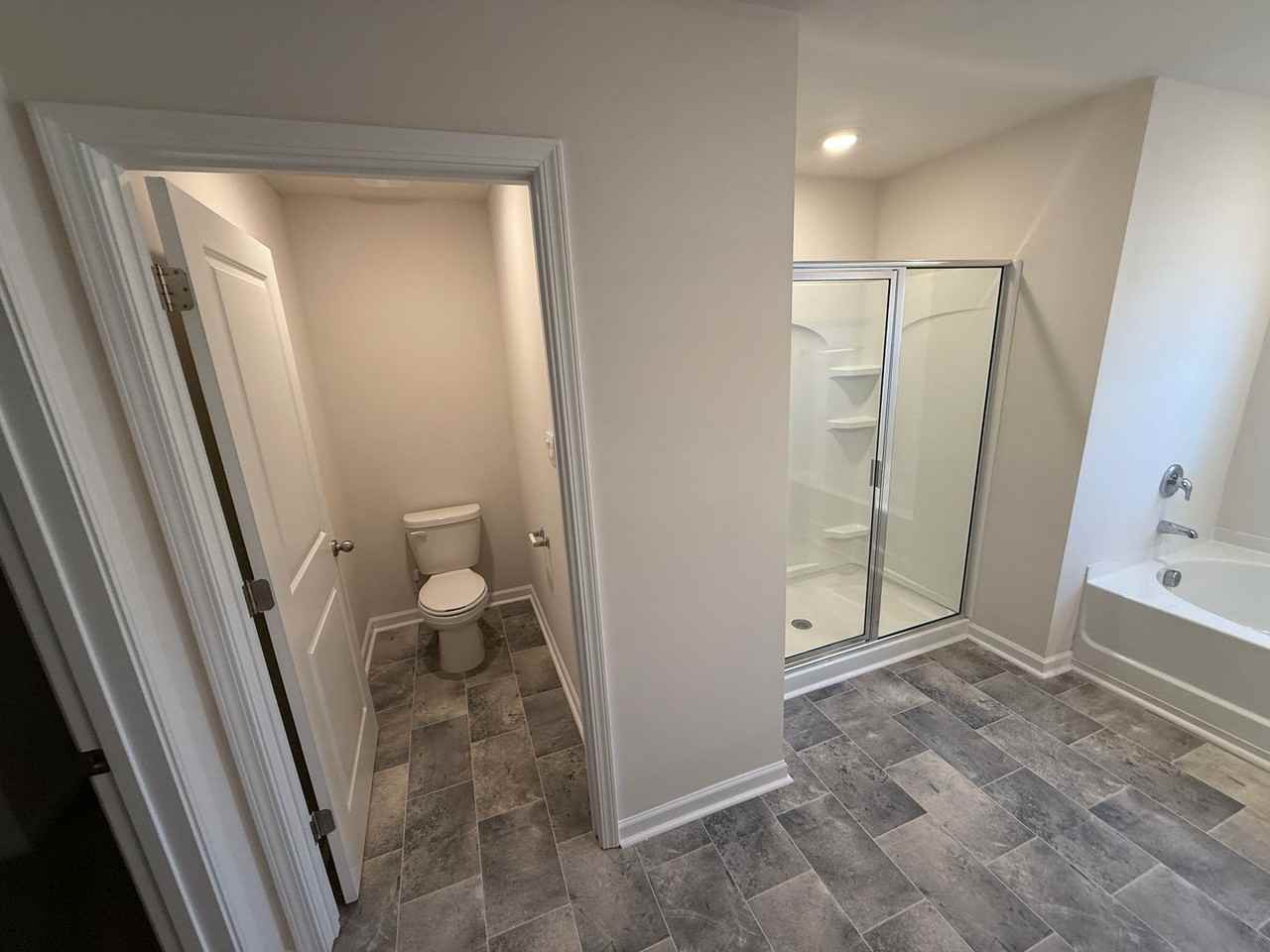 122 Flame Azalea Ct - Photo 7 of 14