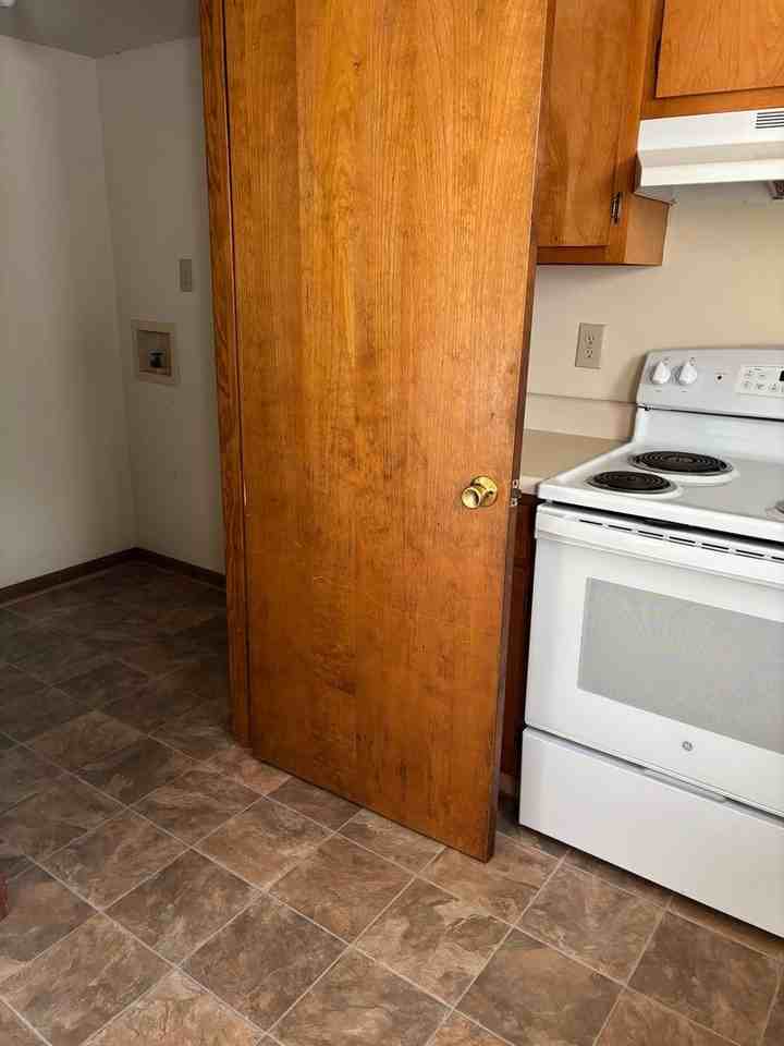 1116 Park St - Photo 7 of 19