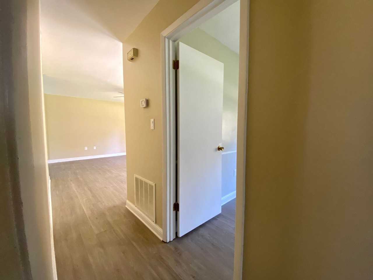 980 White Cir - Photo 7 of 25