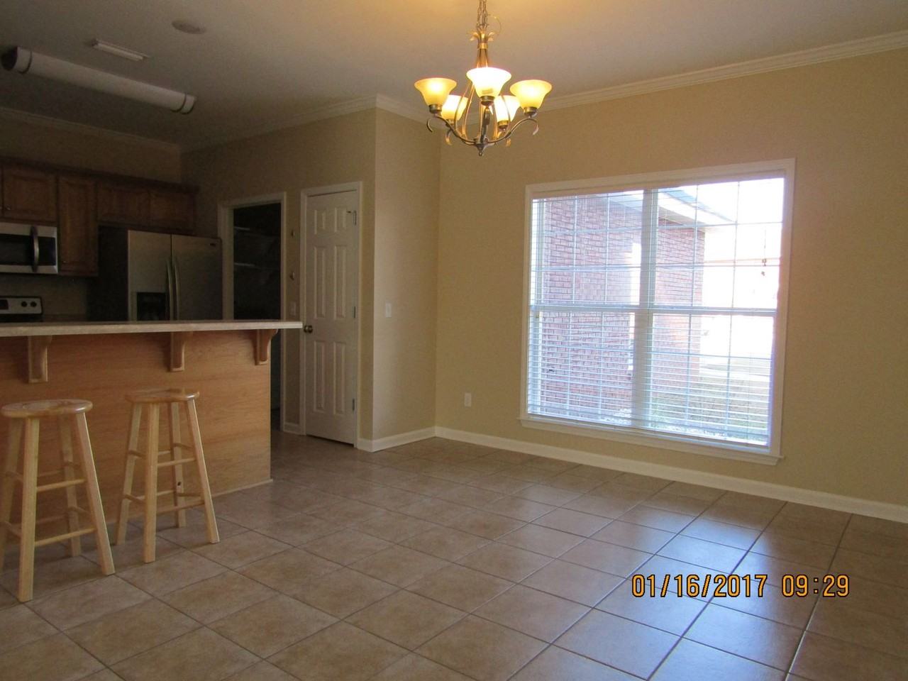 315 County Road 737 - Photo 3 of 13