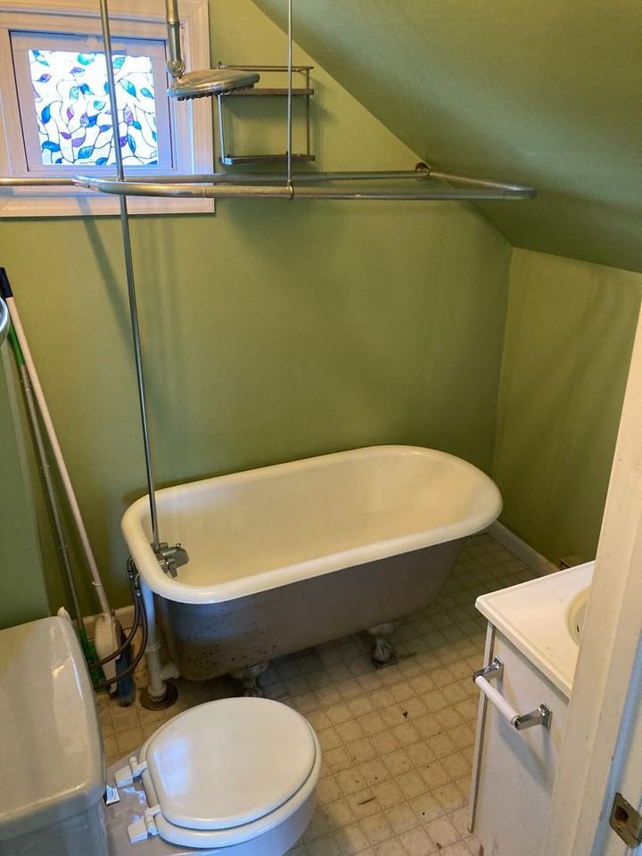 654 Congress Ave - Photo 6 of 8