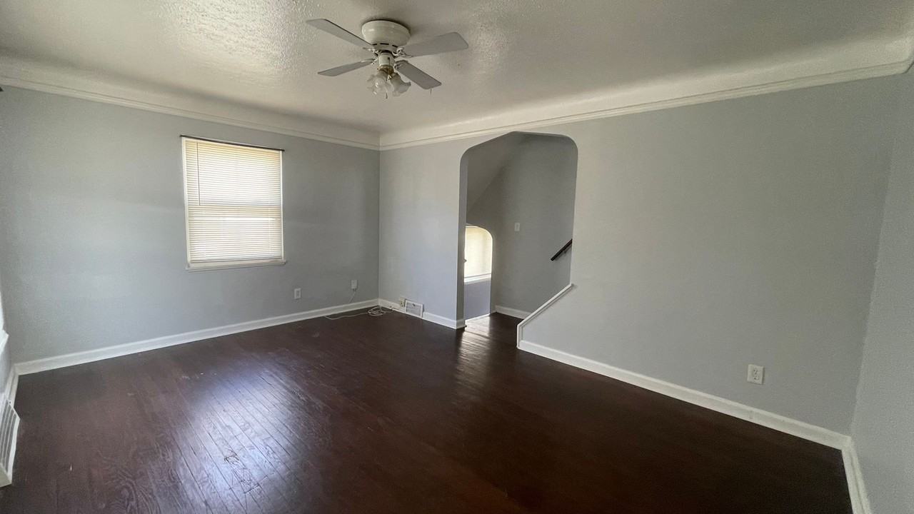 7119 Velma Ave - Photo 5 of 20
