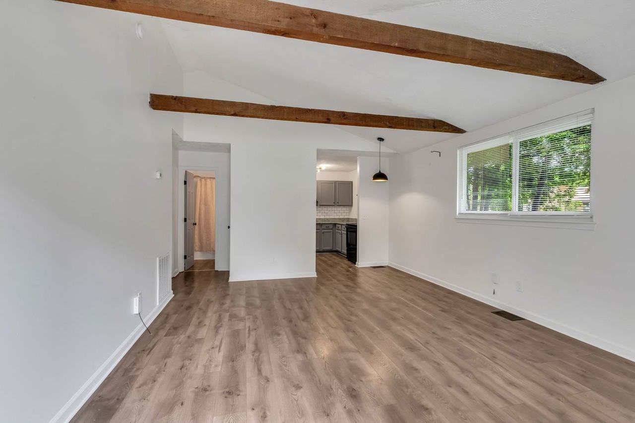 2601 Morganmeade Dr - Photo 4 of 25