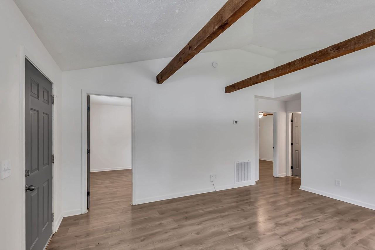 2601 Morganmeade Dr - Photo 5 of 25