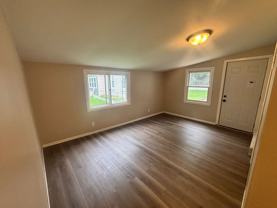 829 Division St - Photo 1 of 1