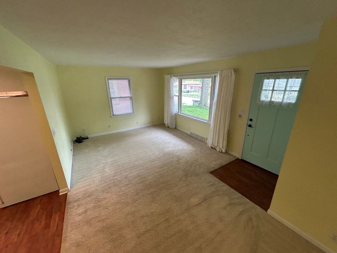 3700 S 16th St - Photo 2 of 21