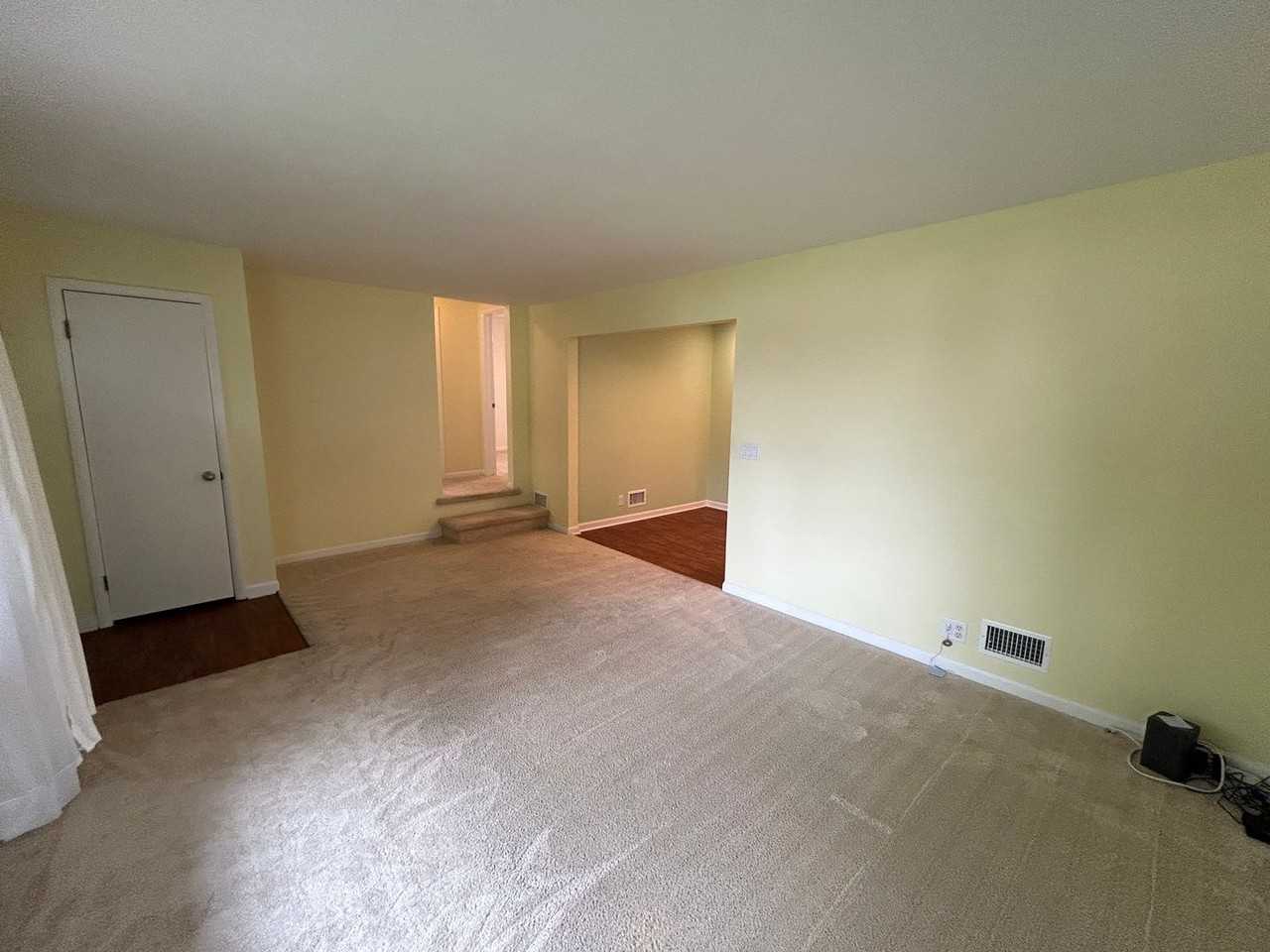 3700 S 16th St - Photo 3 of 21