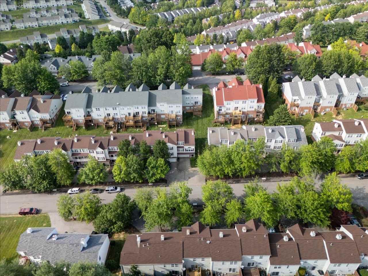 385 Silver Leaf Dr - Photo 7 of 20