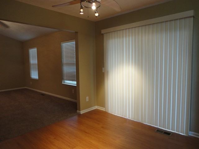 6406 Symmes Ln - Photo 2 of 13