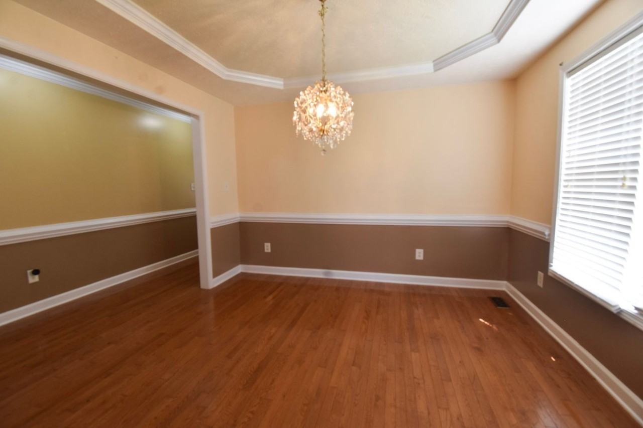 193 Wind Brook Ct - Photo 6 of 33