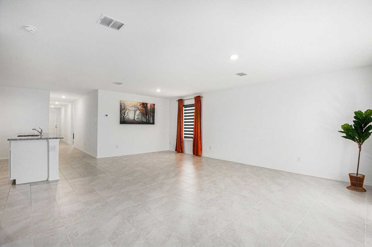 2917 Questa St - Photo 3 of 24