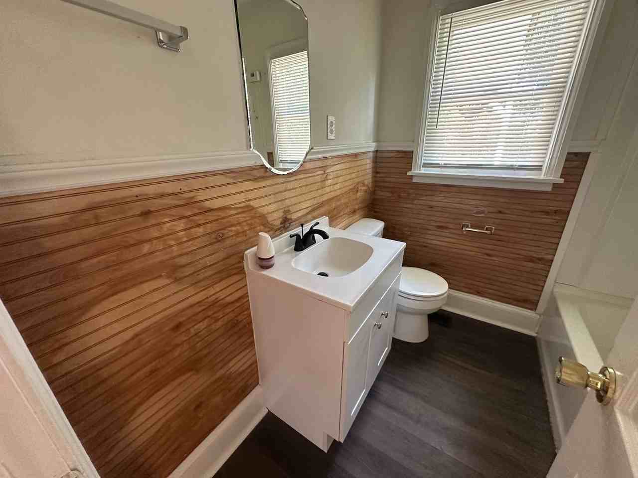 610 Engleside St - Photo 5 of 11