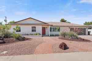 featured image of 8112 E Virginia Ave