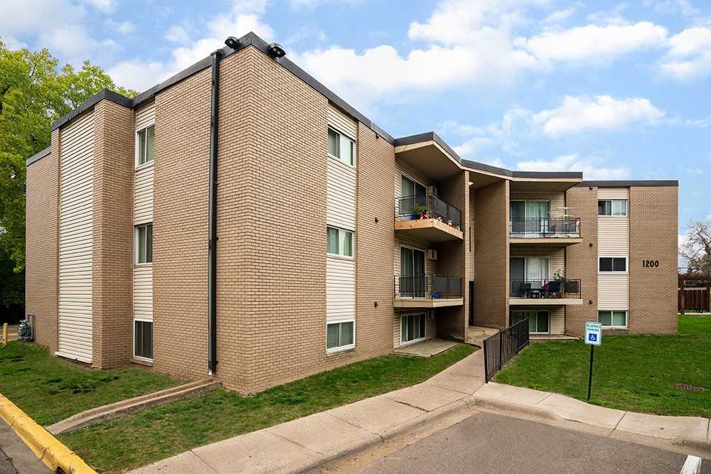 Northview Commons - Photo 7 of 17