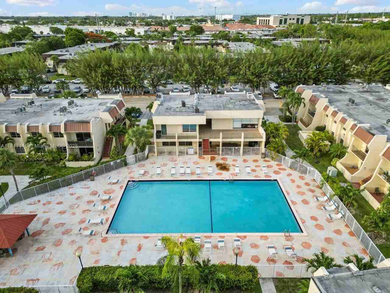 14034 Southwest 90th Avenue #207AA - Photo 6 of 25