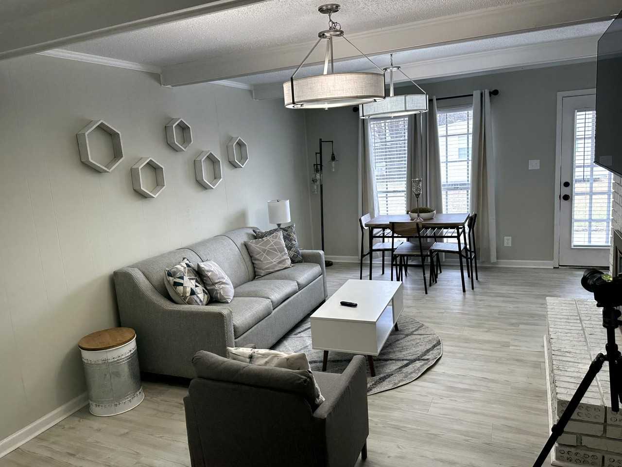 Hyde Park Dr - Photo 3 of 21