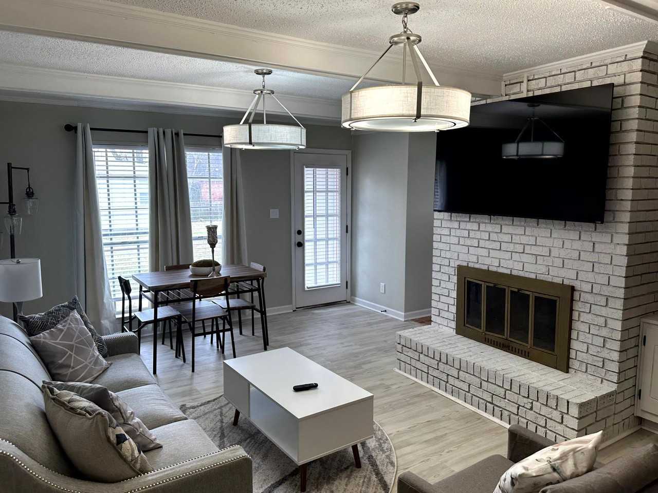 Hyde Park Dr - Photo 6 of 21