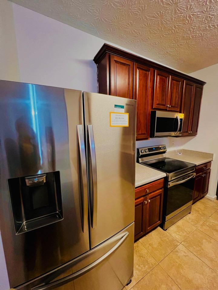 Lakefield Forrest Dr - Photo 6 of 17