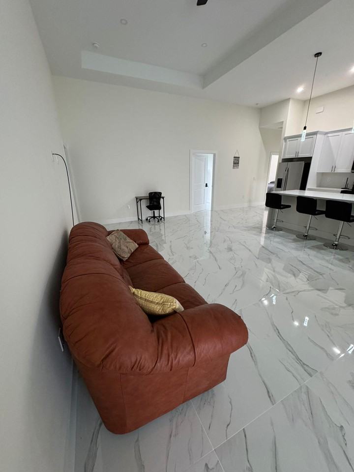 8th St Sw - Photo 4 of 12