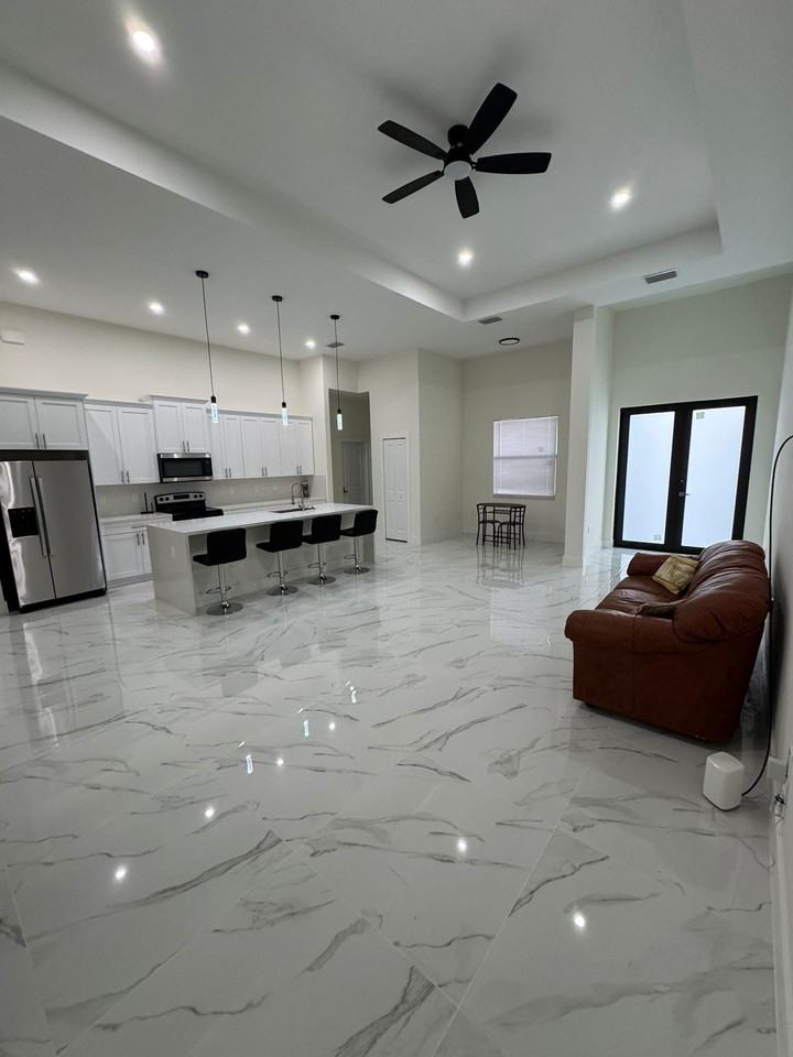 8th St Sw - Photo 6 of 12