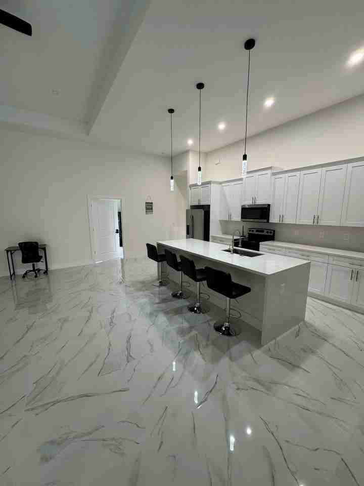 8th St Sw - Photo 7 of 12