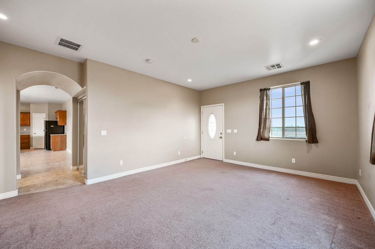 3808 South 339th Avenue - Photo 5 of 33