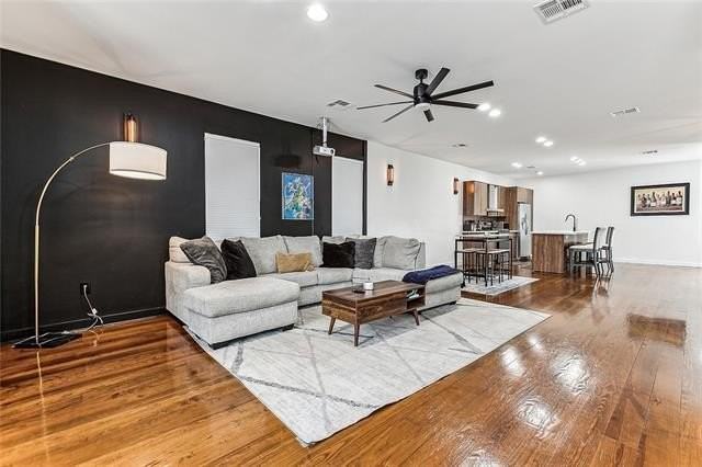 2506 Dumaine St - Photo 4 of 15