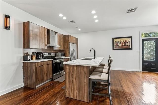 2506 Dumaine St - Photo 6 of 15