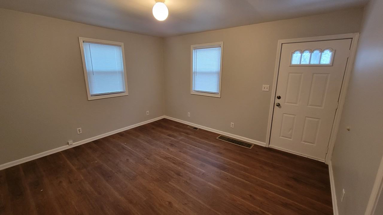 507 S Wesley St - Photo 7 of 7