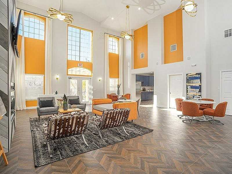 Enclave - Photo 6 of 43