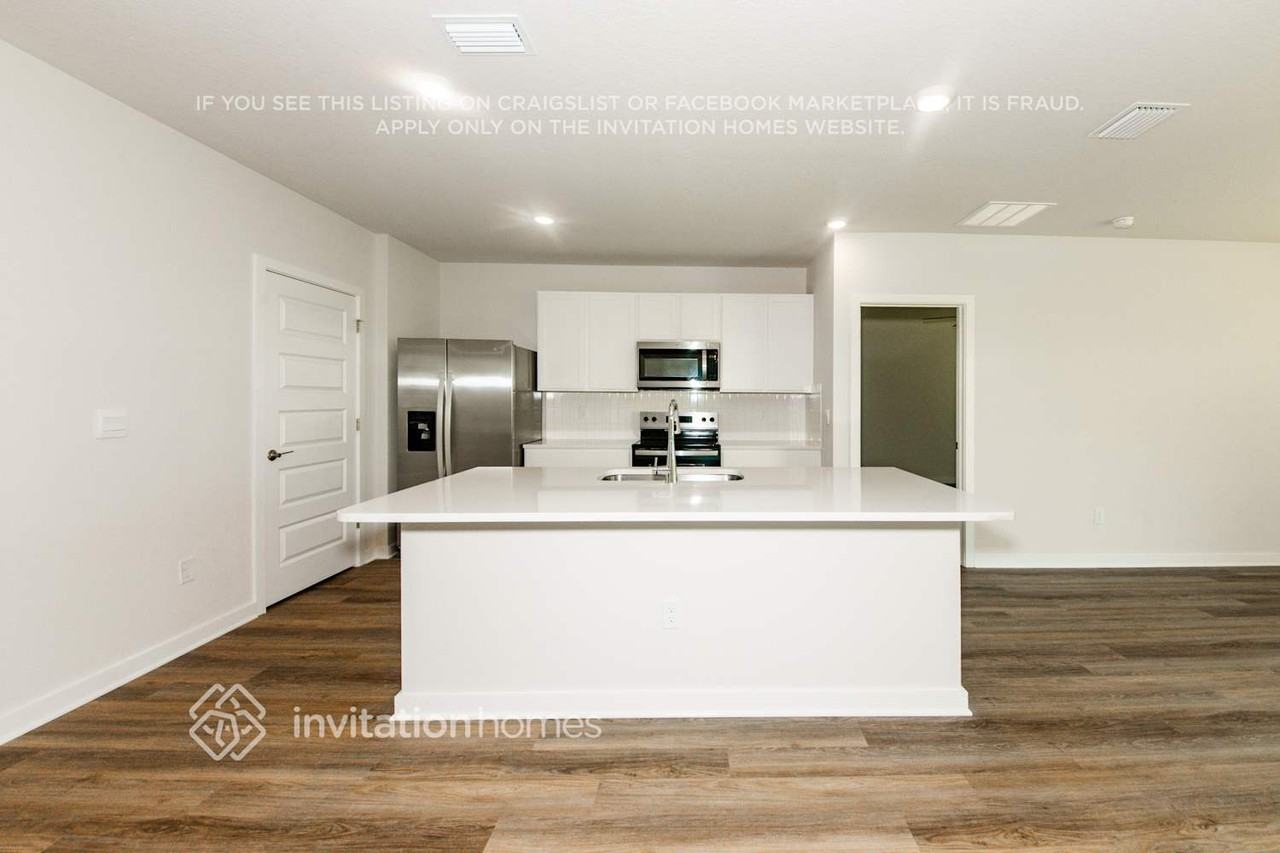 18224 Wheathouse Pl - Photo 7 of 16