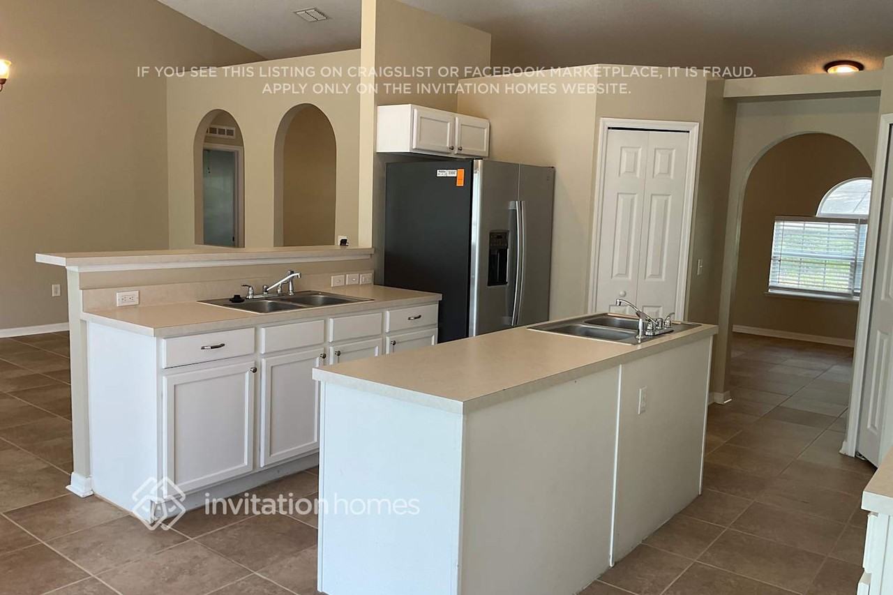 912 Jayhil Dr - Photo 7 of 15