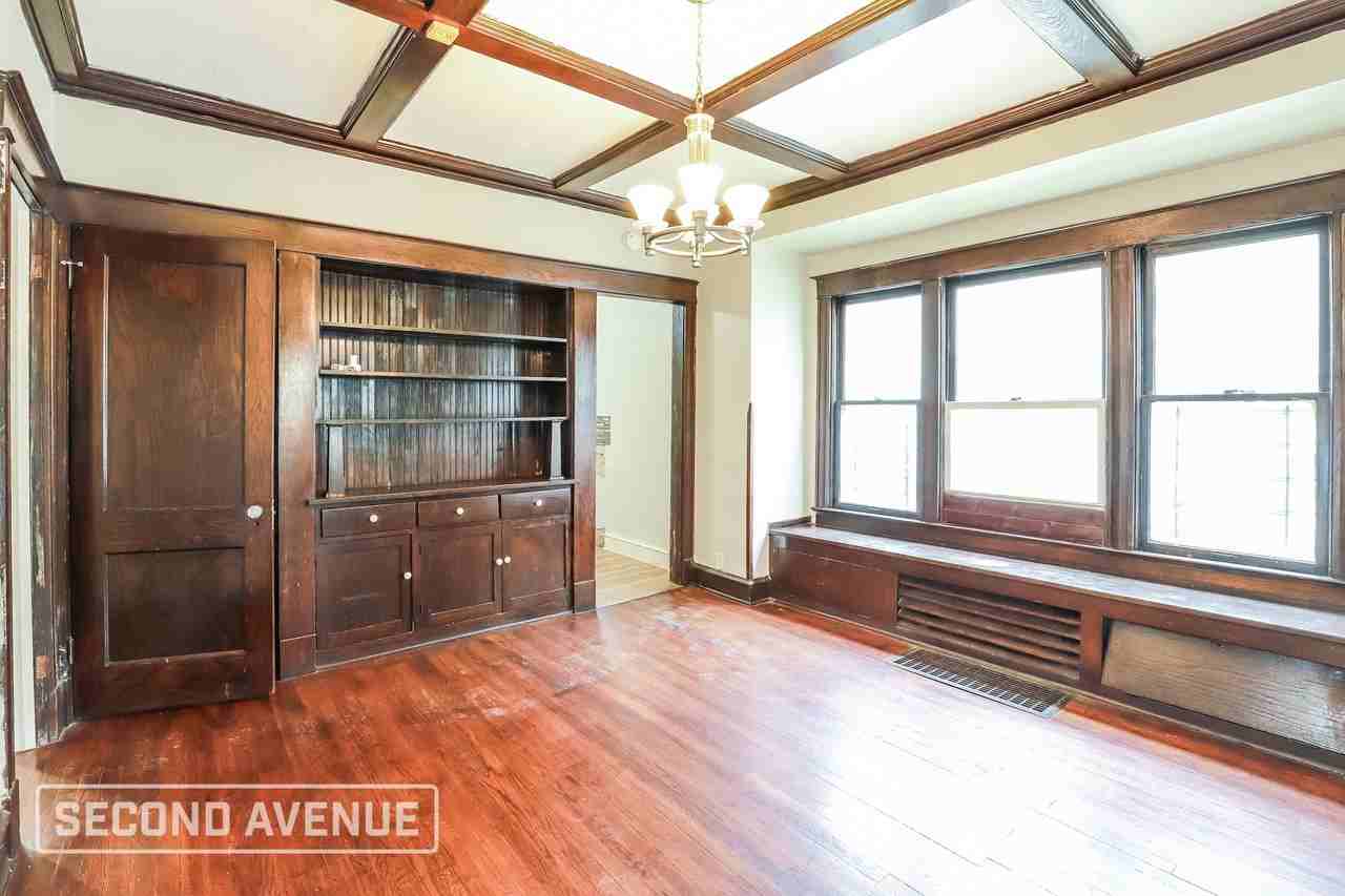 4017 S Benton Ave - Photo 5 of 28