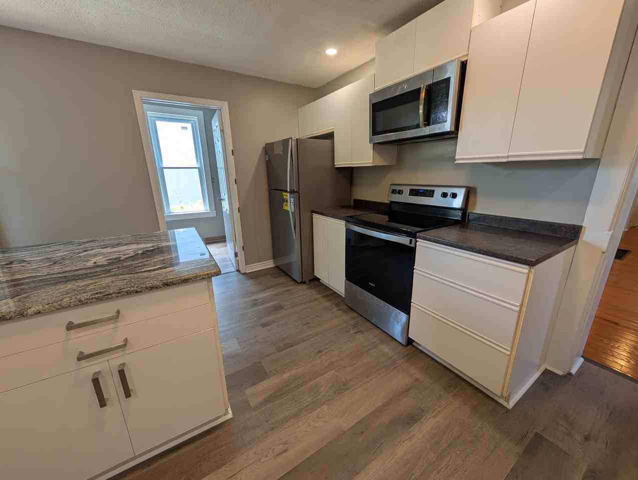 151 Victoria Avenue - Photo 2 of 26