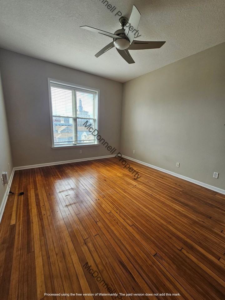 108 W 5th Street - Photo 2 of 6