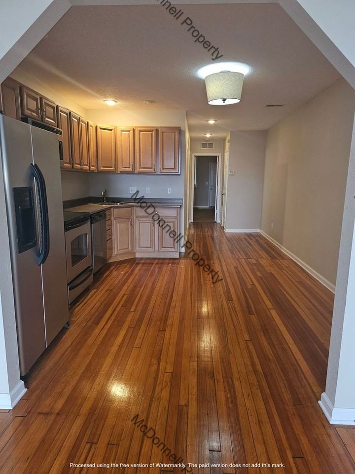 108 W 5th Street - Photo 3 of 6