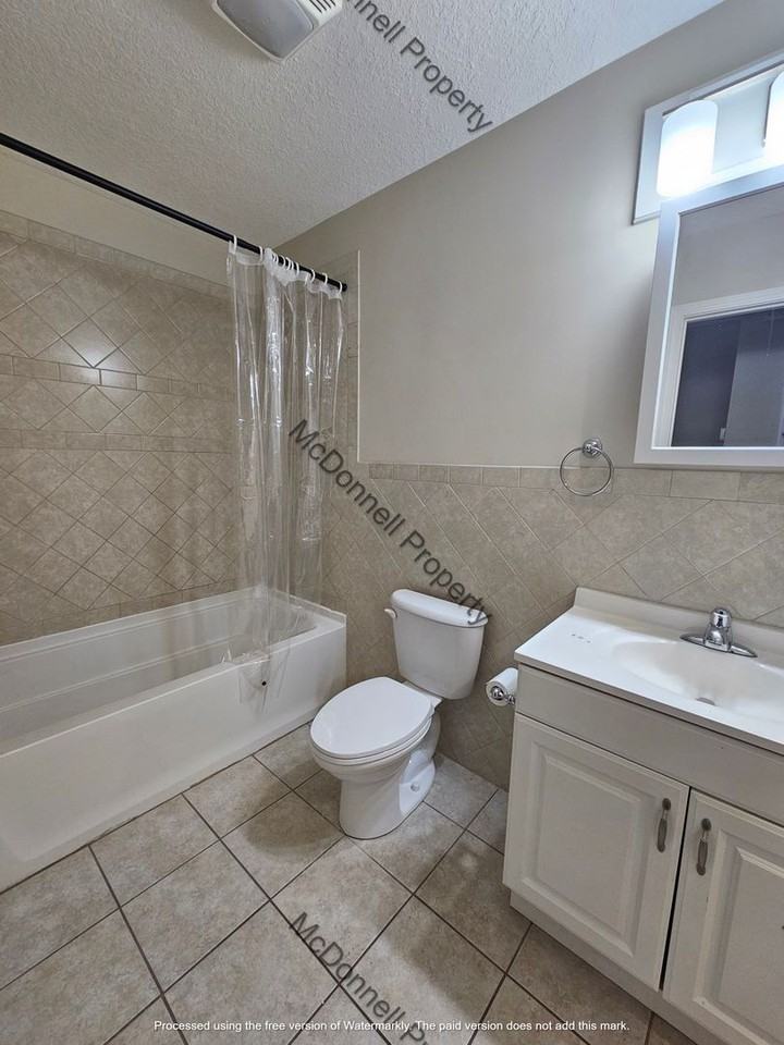 108 W 5th Street - Photo 4 of 6