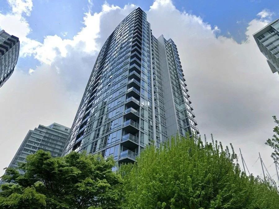 668 Citadel Parade #910 - Photo 3 of 13