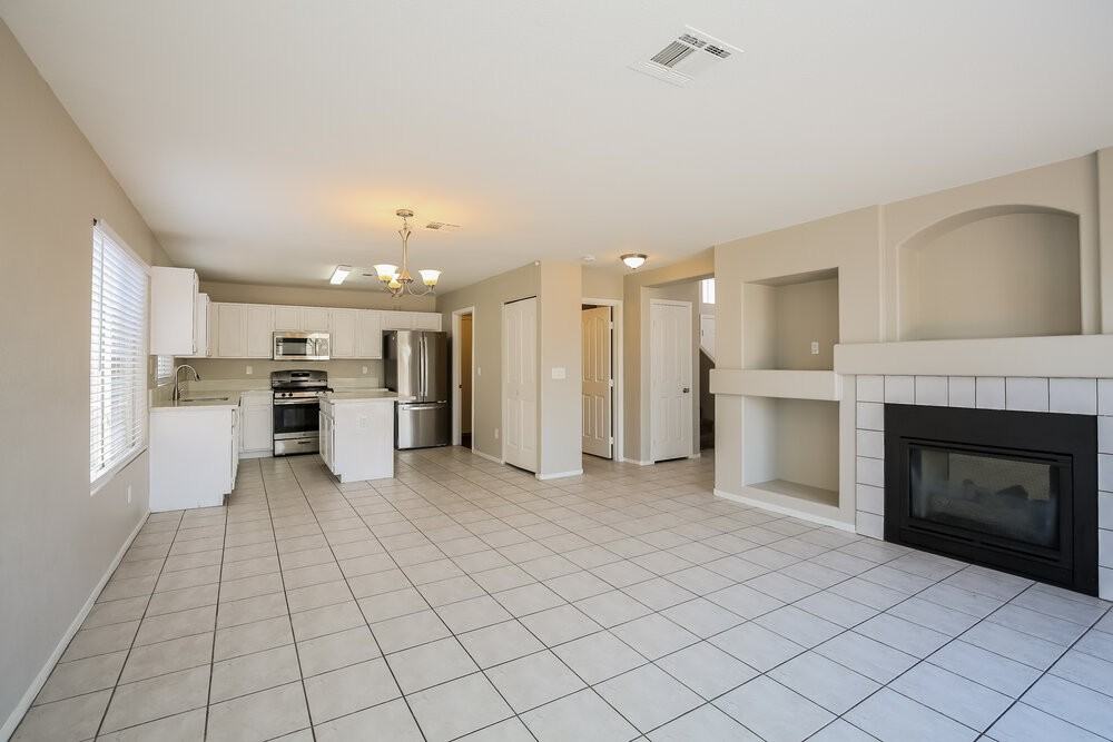 3752 Alliance St - Photo 7 of 17