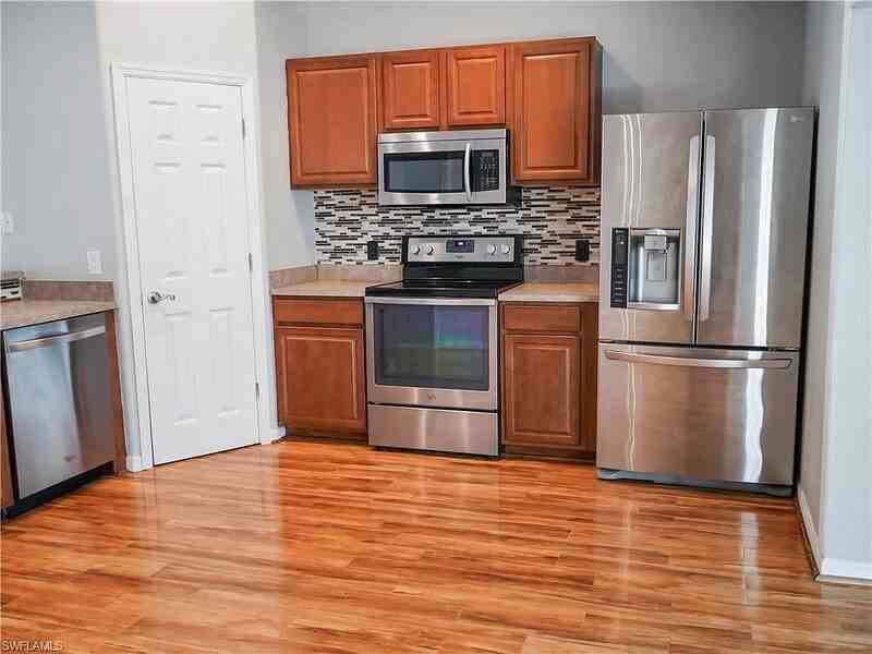 17556 Brentwood Ct - Photo 5 of 24