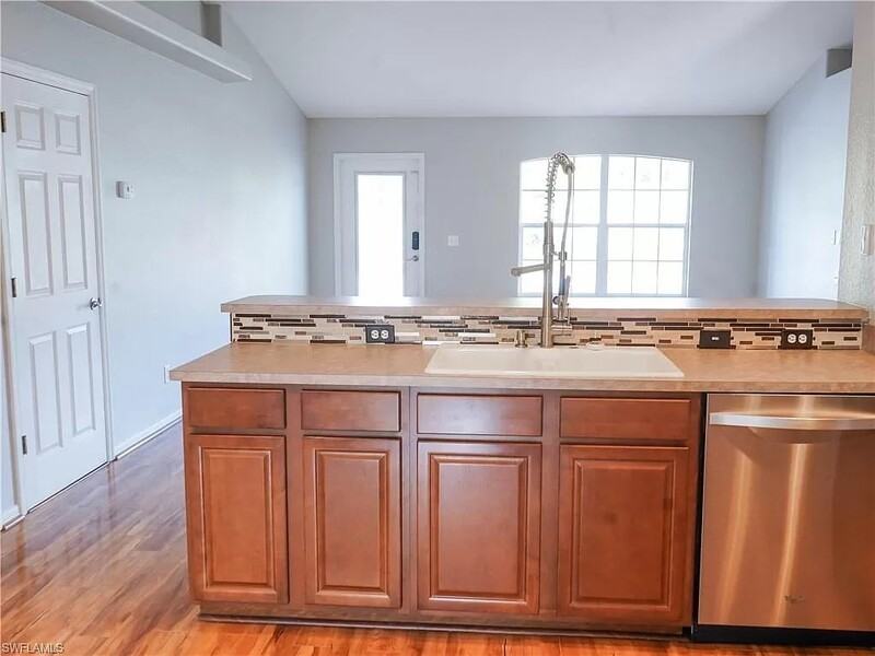 17556 Brentwood Ct - Photo 7 of 24