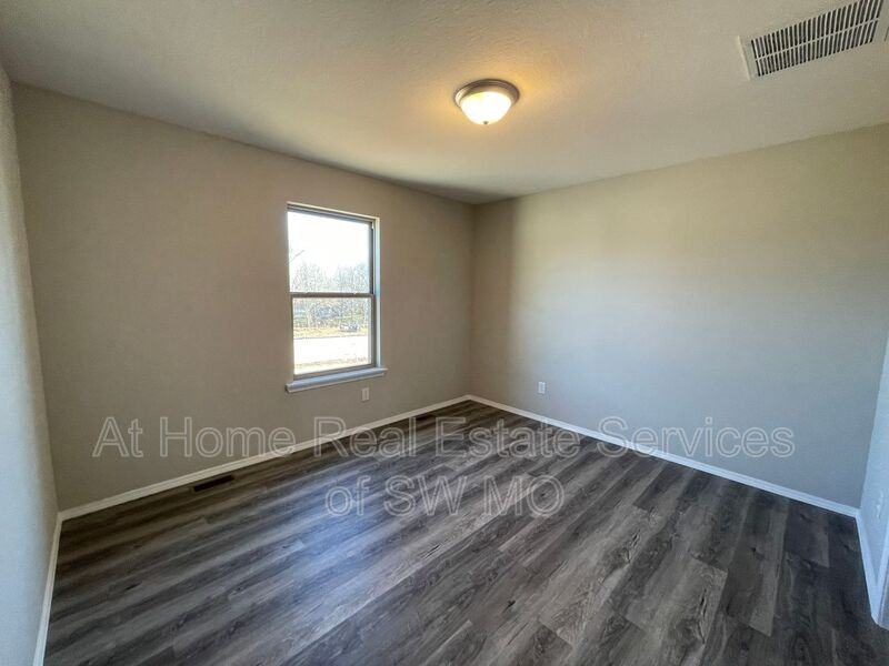 653 S Southgate - Photo 7 of 13