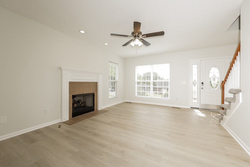 102 Polk Ct - Photo 5 of 17