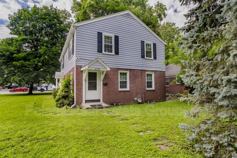 4702 Rookwood Ave - Photo 2 of 26
