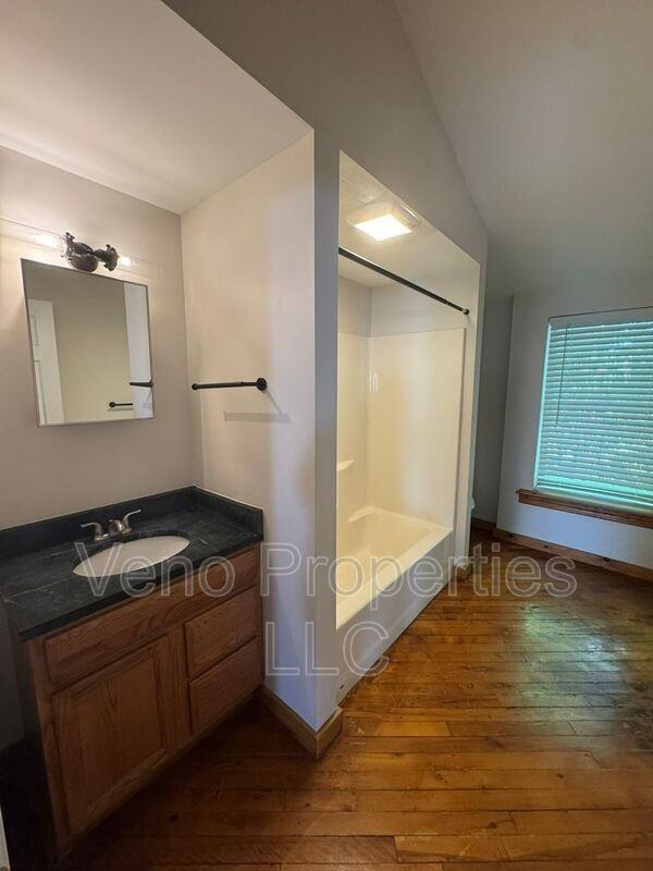 1 S Park St #2C - Photo 7 of 8