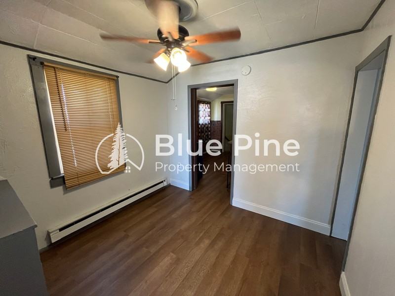 498 E 17th St - Photo 3 of 18