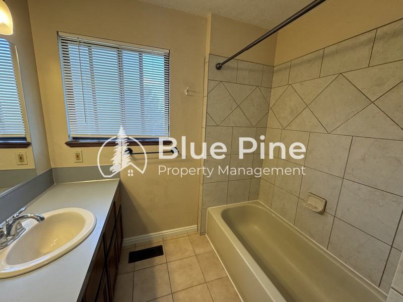 2298 Horizon Dr - Photo 7 of 13