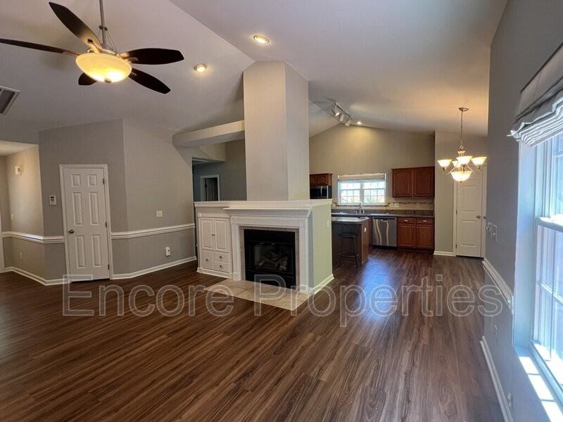 108 Braxberry Way - Photo 6 of 25