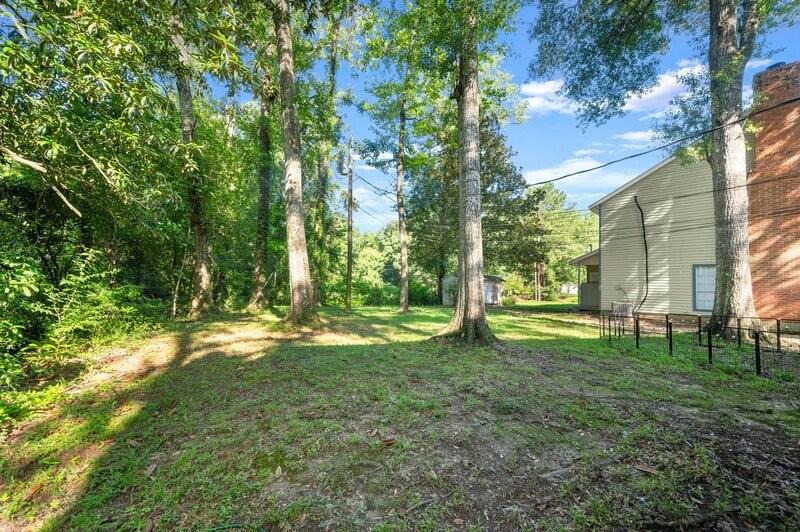 5379 Rosedown Ct - Photo 3 of 14